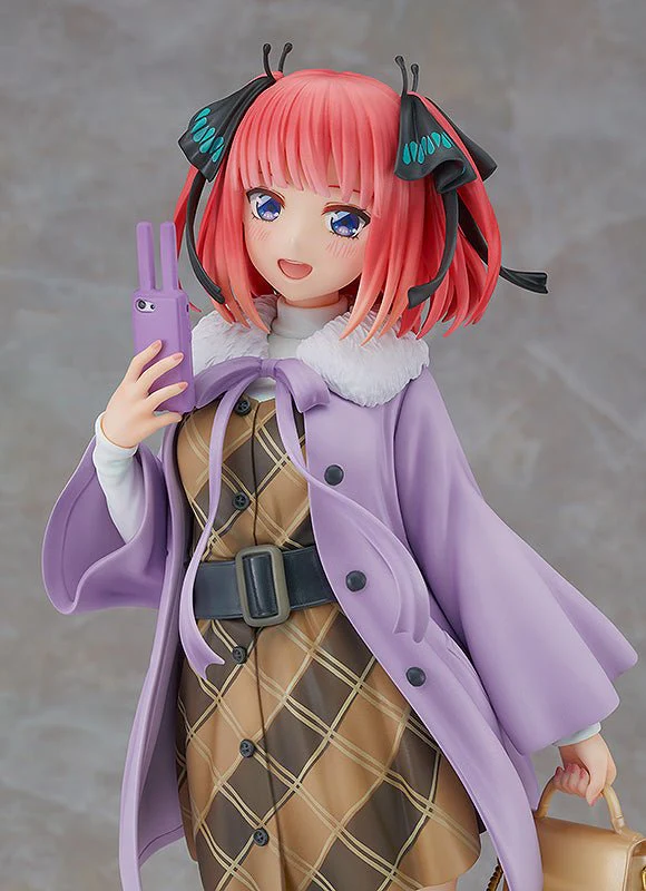 [Pre-order] The Quintessential Quintuplets - Nino Nakano (Date Style Ver.) 1/6 scale Figure Good Smile Company - Image 3