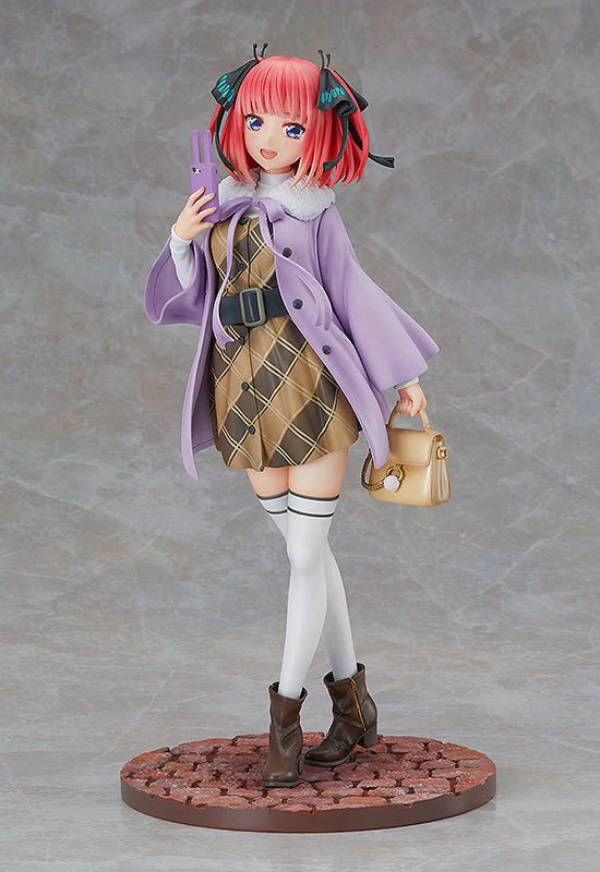 [Pre-order] The Quintessential Quintuplets - Nino Nakano (Date Style Ver.) 1/6 scale Figure Good Smile Company - Image 4