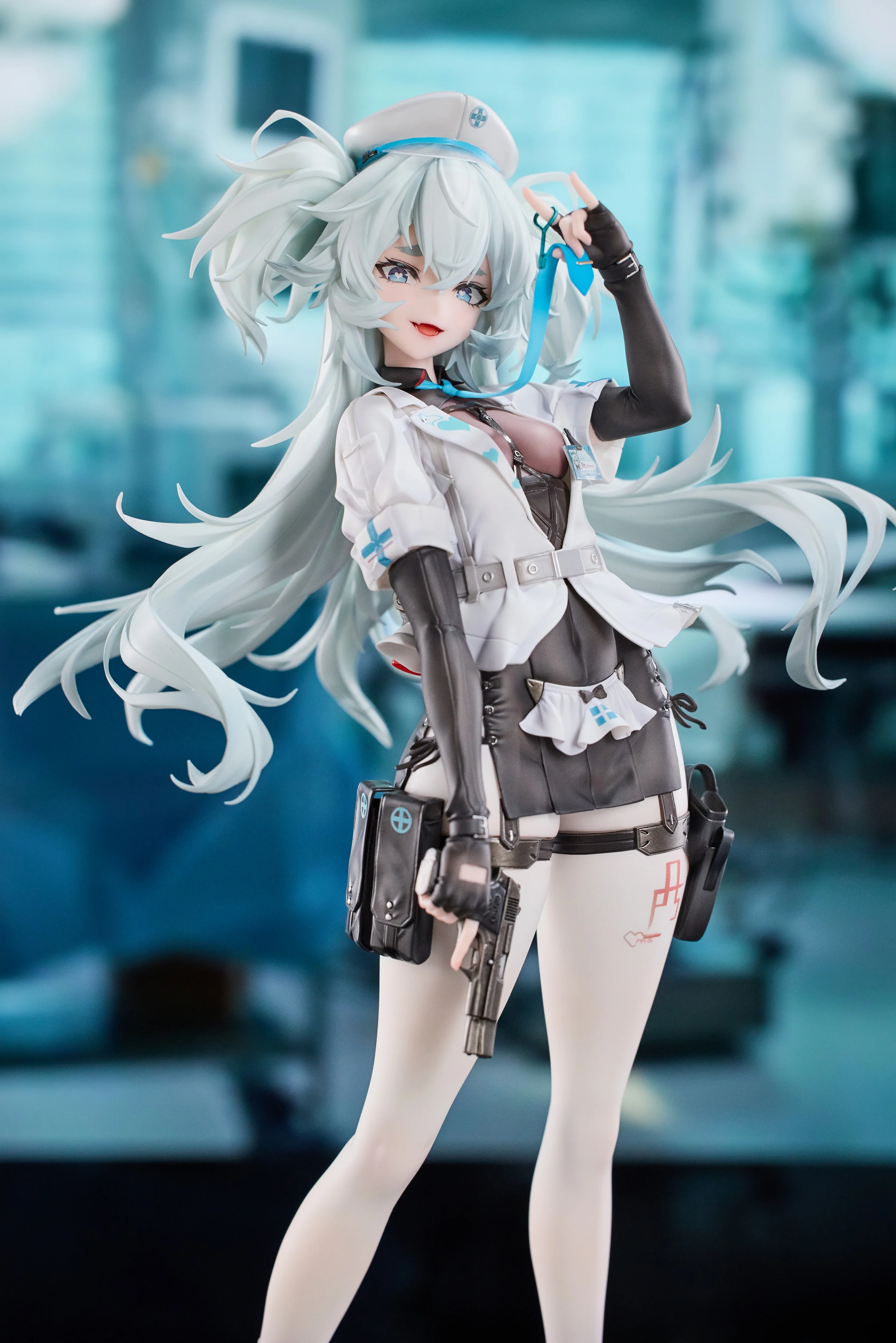 [Pre-order] GIRLS' FRONTLINE 2: EXILIUM - Florence Alluring White Feather 1/6 Scale Figure VKEND - Image 12