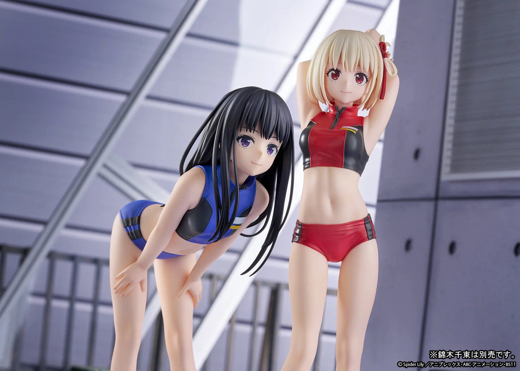[Pre-order] Lycoris Recoil - Takina Inoue & Chisato Nishikigi (Training Wear Ver) 1/7 Scale Figure 	Ques Q - Image 2