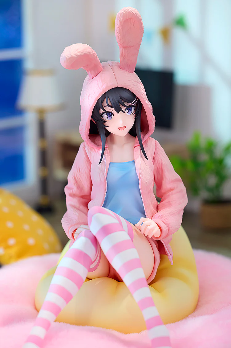 [Pre-order] Rascal Does Not Dream of a Knapsack Kid - Mai Sakurajima (Hoodie Look Rabbit Ears Ver.) 1/7 Scale Figure KADOKAWA - Image 12