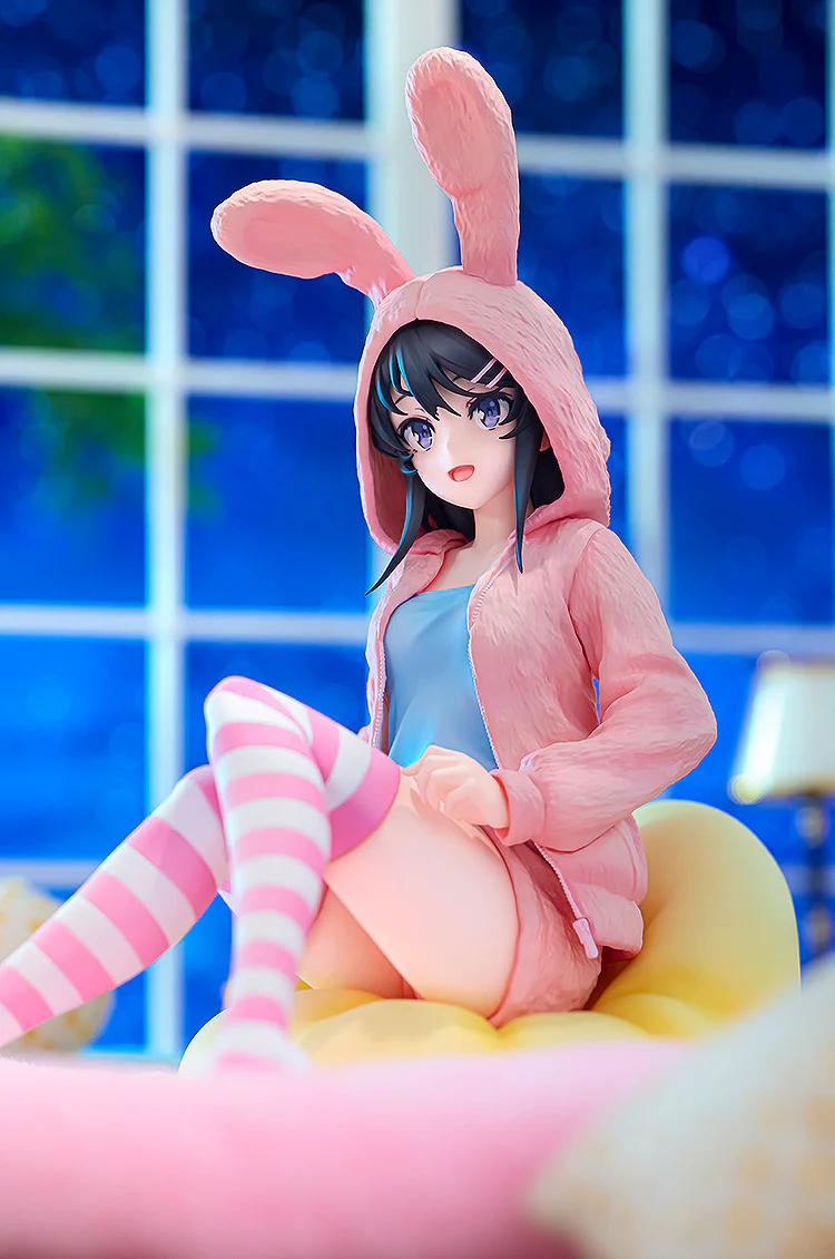 [Pre-order] Rascal Does Not Dream of a Knapsack Kid - Mai Sakurajima (Hoodie Look Rabbit Ears Ver.) 1/7 Scale Figure KADOKAWA - Image 13