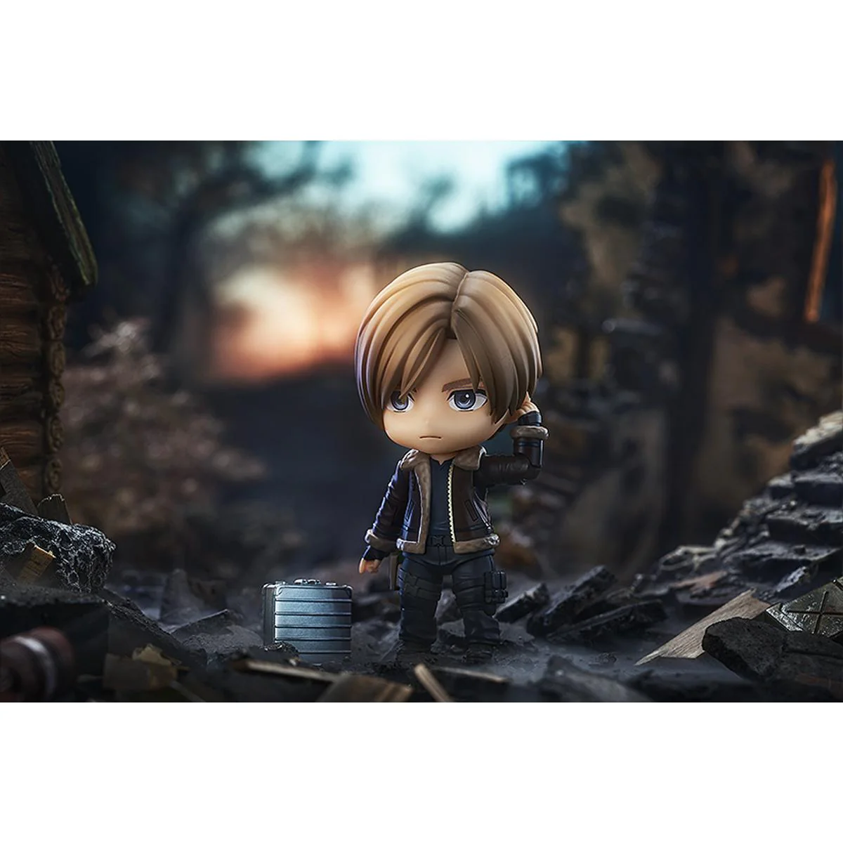 [Pre-order] Resident Evil - Leon S. Kennedy Nendoroid Good Smile Company - Image 3