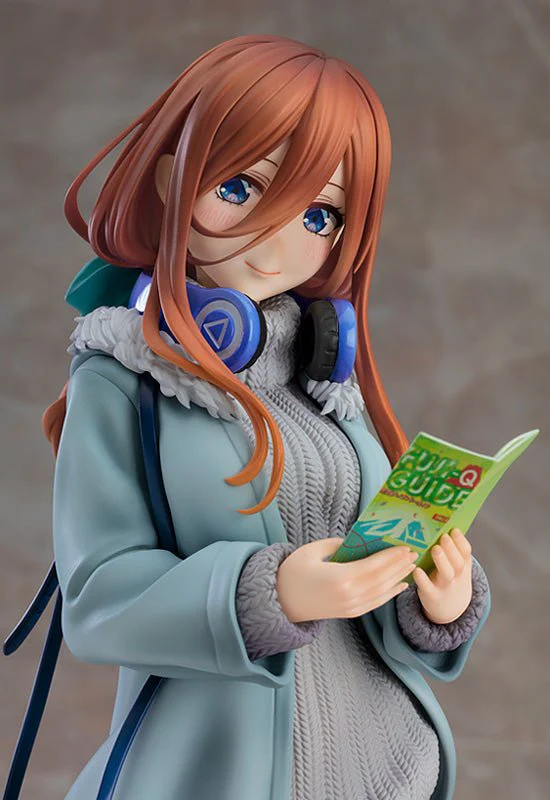 [Pre-order] The Quintessential Quintuplets - Miku Nakano (Date Style Ver.) 1/6 Scale Figure Good Smile Company - Image 5